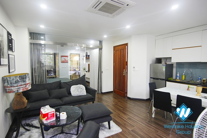 Executive apartment for rent in quiet Tay Ho area near Westlake